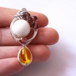 pink and yellow pendant - s..